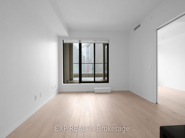 402 - 12 Bonnycastle St