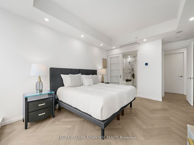 2308 - 180 University Ave
