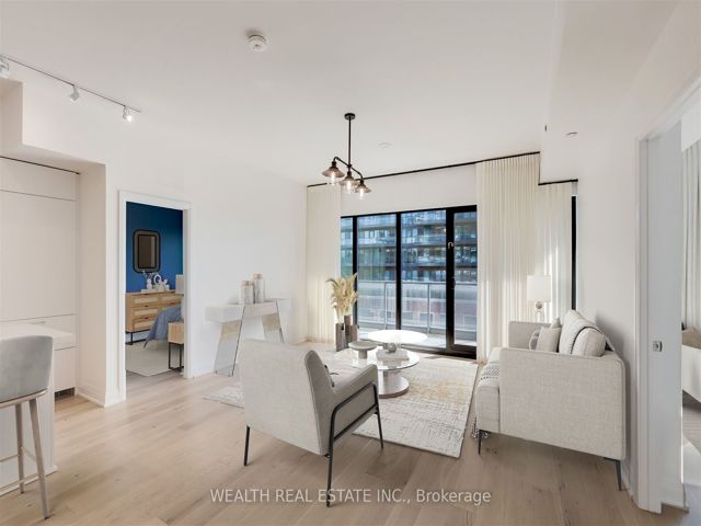 816 - 33 Frederick Todd Way