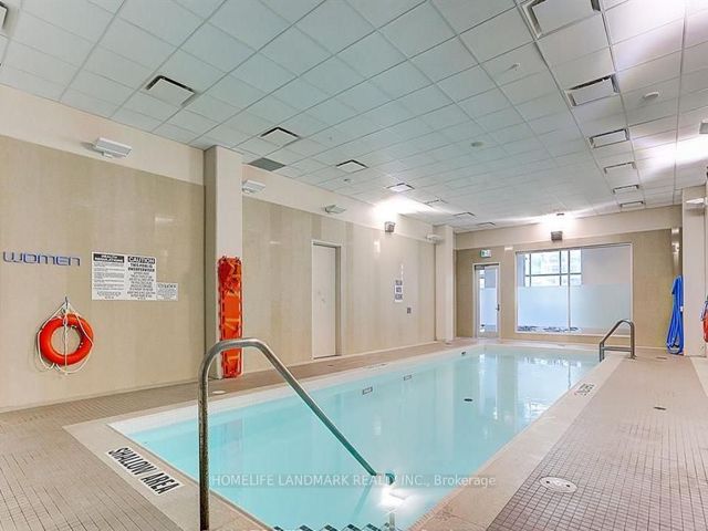 1911 - 100 Harbour St