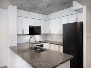 705 - 311 Richmond St E