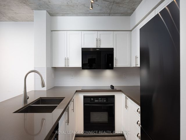 705 - 311 Richmond St E