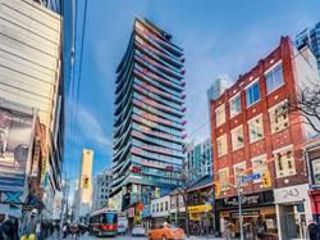 701 - 215 Queen St W