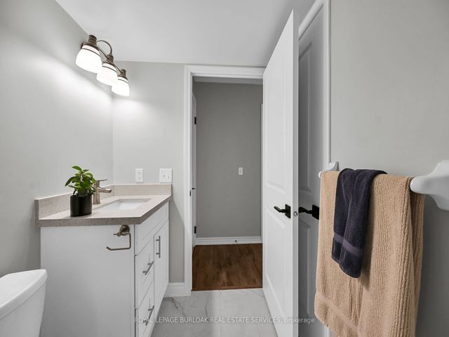 709 - 30 Grand Trunk Cres