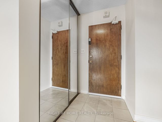 403 - 5 Old Sheppard Ave E