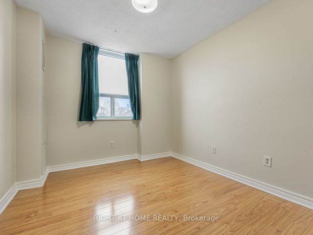 403 - 5 Old Sheppard Ave E