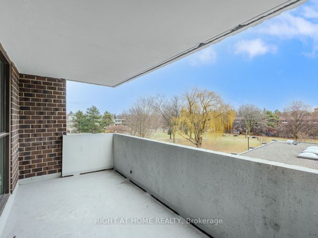 403 - 5 Old Sheppard Ave E