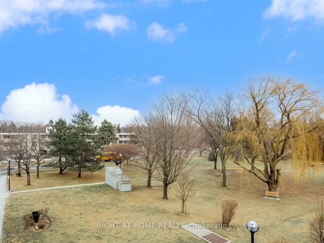 403 - 5 Old Sheppard Ave E