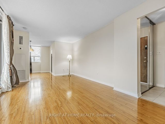 403 - 5 Old Sheppard Ave E