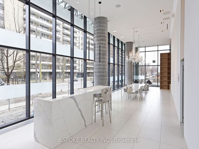 2912 - 185 Roehampton Ave