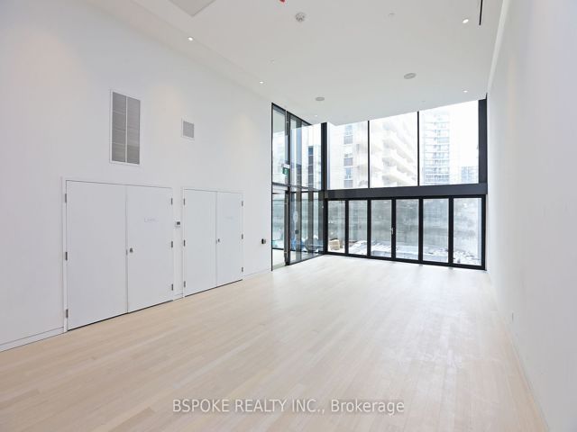 2912 - 185 Roehampton Ave