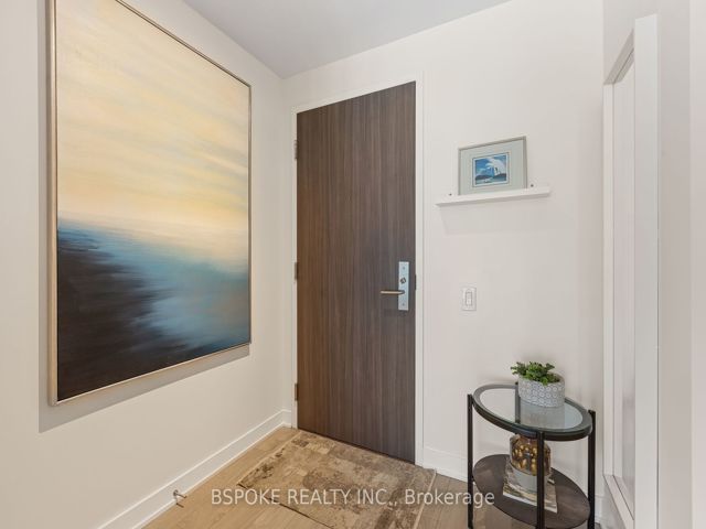 2912 - 185 Roehampton Ave