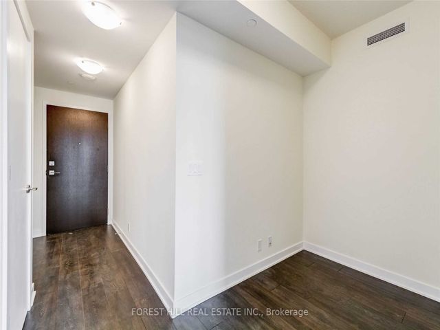 5101 - 2221 Yonge St