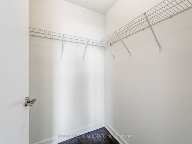 5101 - 2221 Yonge St