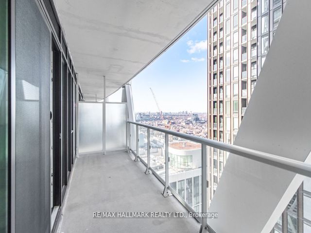 2411 - 230 Simcoe St