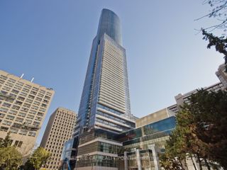 2209 - 386 Yonge St