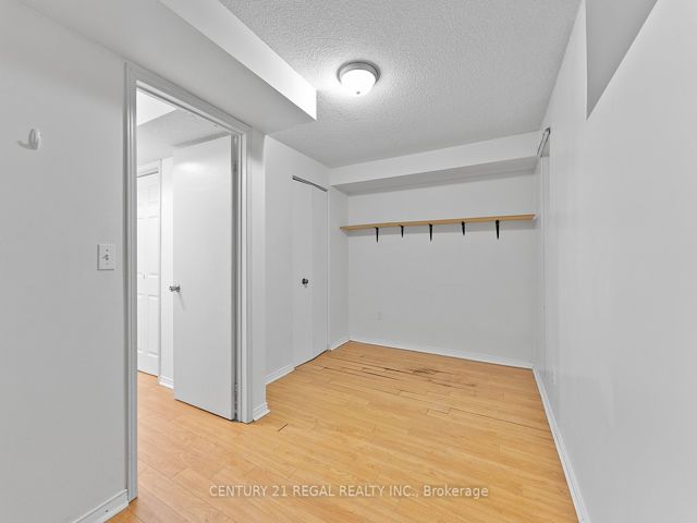3 - 228 St George St E