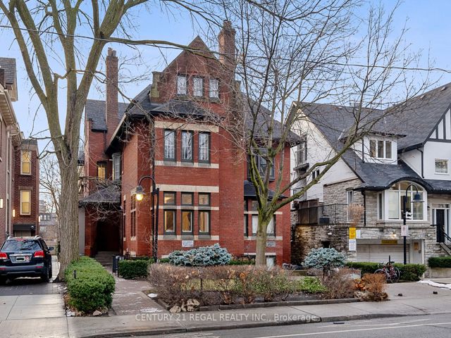 3 - 228 St George St E