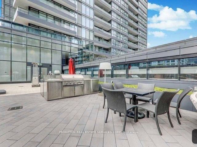 1812 - 80 Queens Wharf Rd