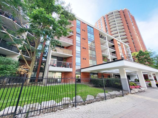 205 - 77 Maitland Pl