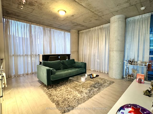 417 - 478 King St W