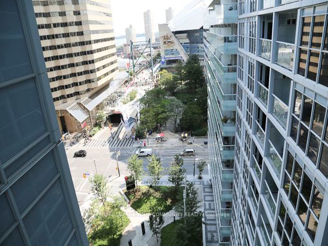 1119 - 20 John St