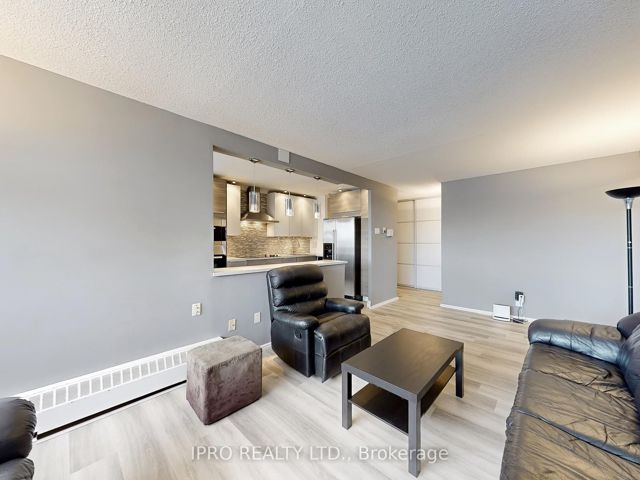 1203 - 725 Don Mills Rd