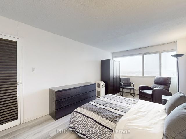 1203 - 725 Don Mills Rd