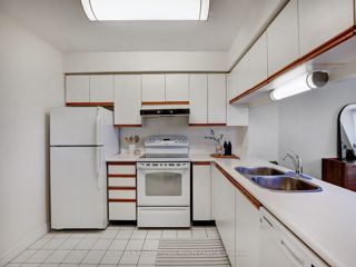 508 - 356 Mcrae Dr