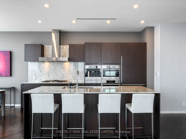 5603 - 180 University Ave