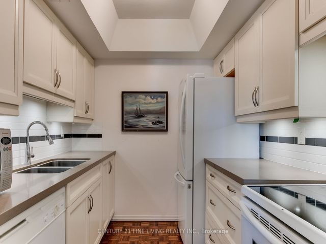 1705 - 61 St Clair Ave W