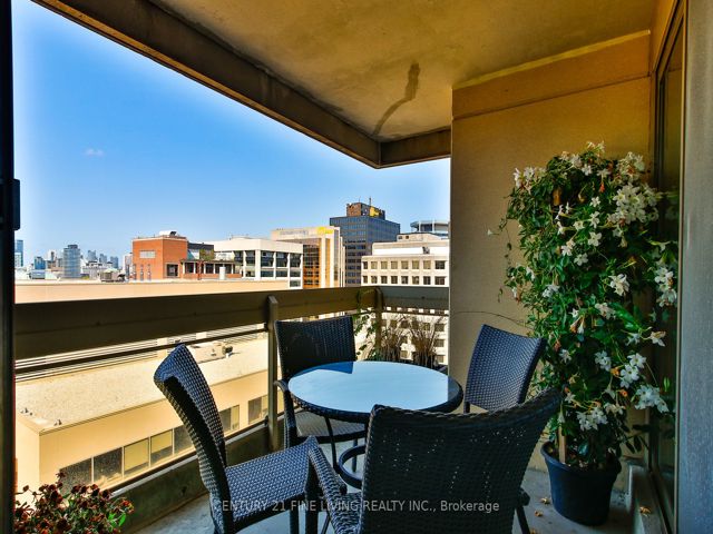 1705 - 61 St Clair Ave W