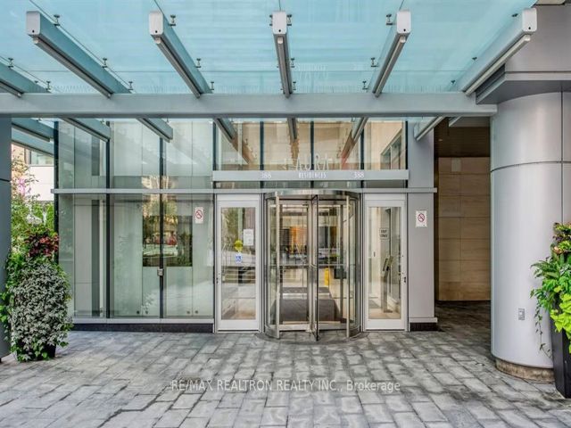 1104 - 386 YONGE ST St E