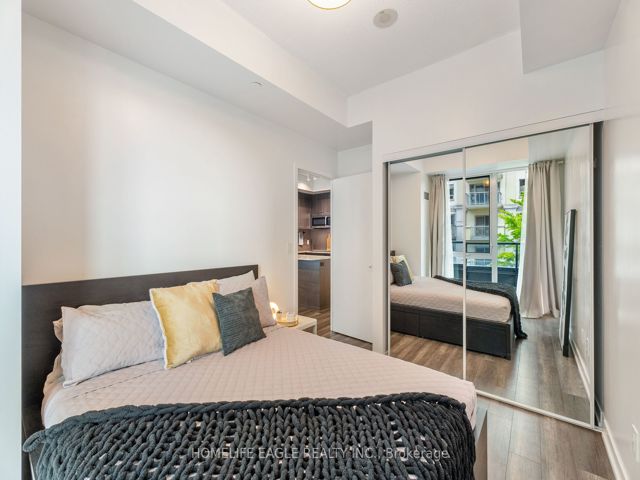222 - 18 Rean Dr