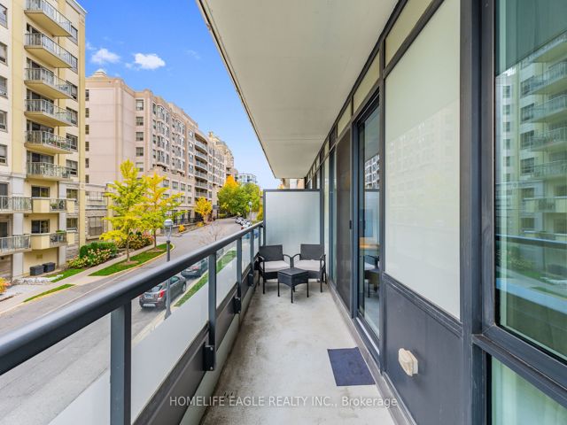 222 - 18 Rean Dr