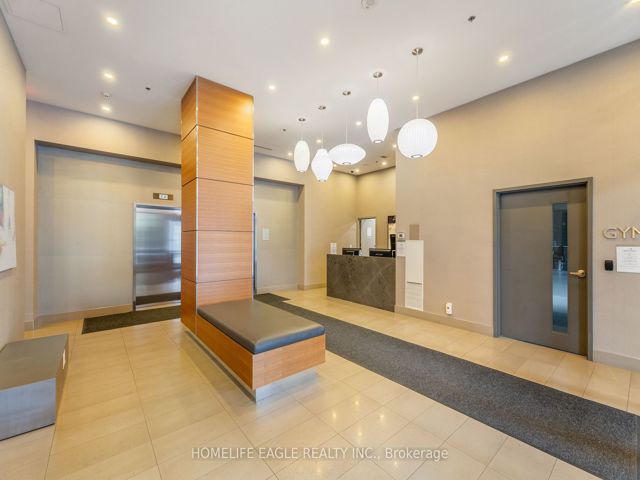 222 - 18 Rean Dr