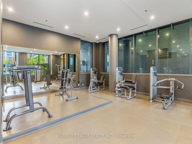 222 - 18 Rean Dr