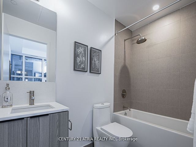 308 - 55 Mercer St