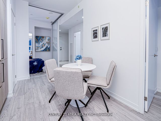 308 - 55 Mercer St