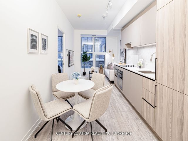 308 - 55 Mercer St