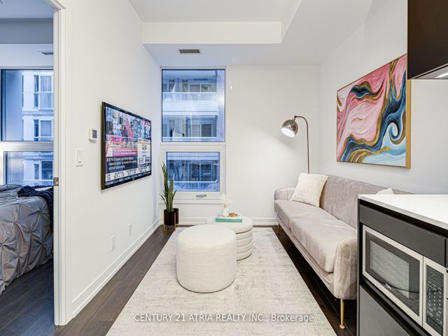 322 - 55 Mercer St