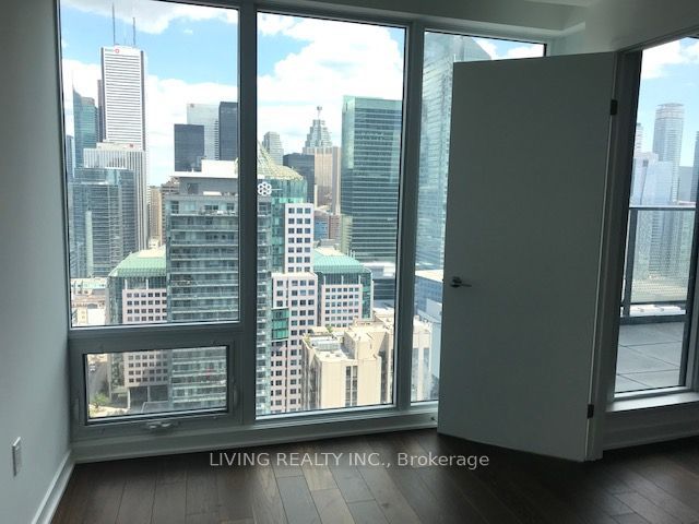 4001 - 115 Blue Jays Way