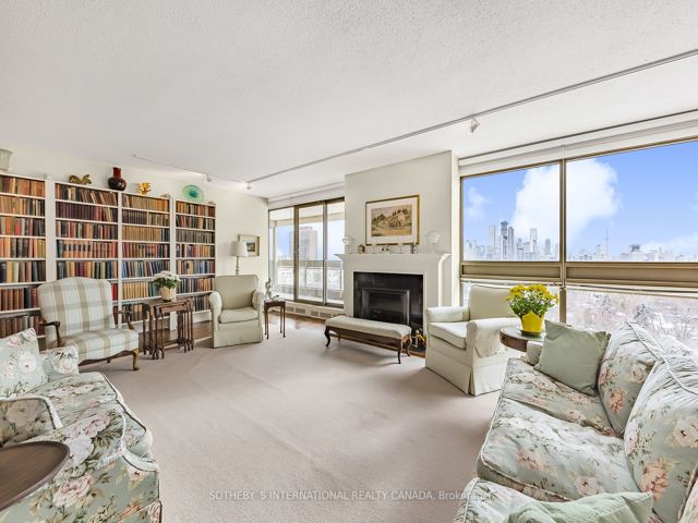 1001 - 61 St Clair Ave W