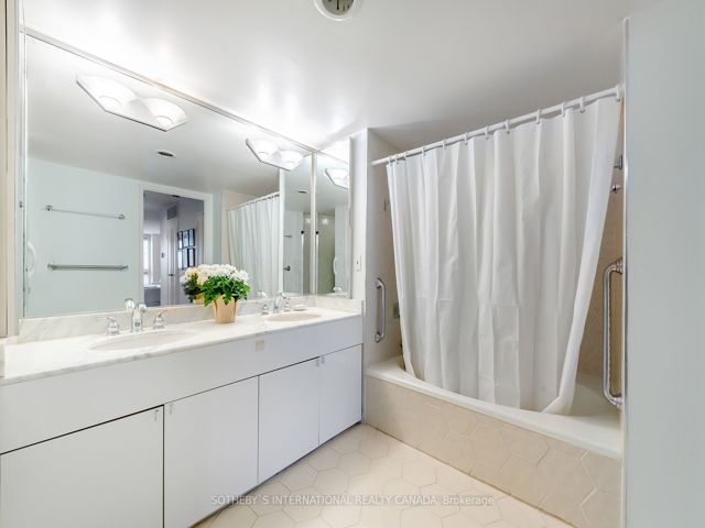 1001 - 61 St Clair Ave W