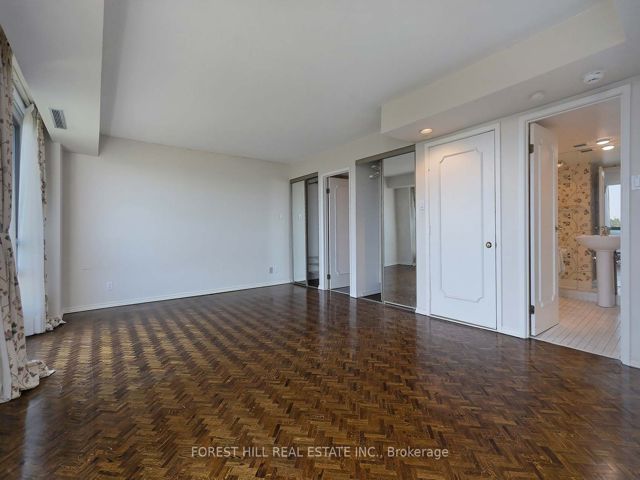 901/902 - 449 Walmer Rd