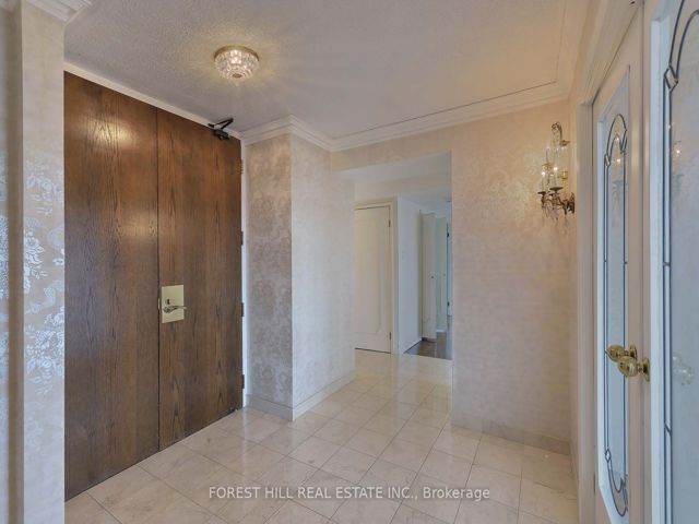 901/902 - 449 Walmer Rd