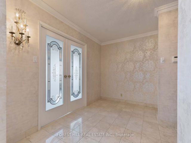901/902 - 449 Walmer Rd