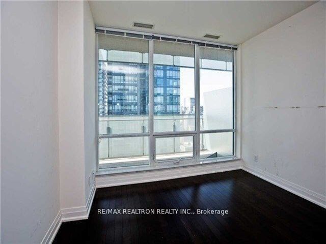 2906 - 80 John St