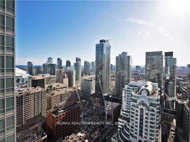 2906 - 80 John St