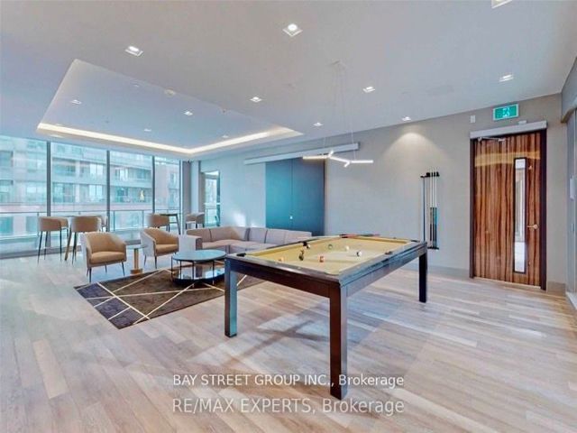 205 - 36 Forest Manor Rd